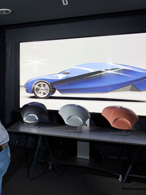 Car model with virtual car colors on a screen