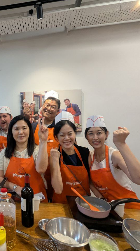 Evelyn Shen participating in a team building activity.