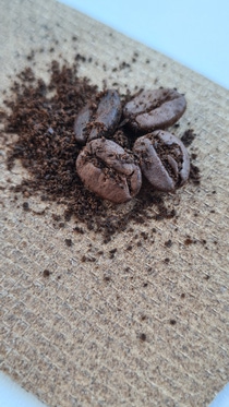 Coffee grounds are used as pigment for NovaCoat_P.